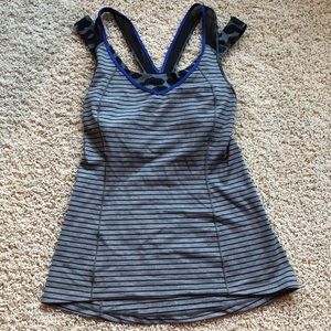 Lululemon tank with built in sports bra